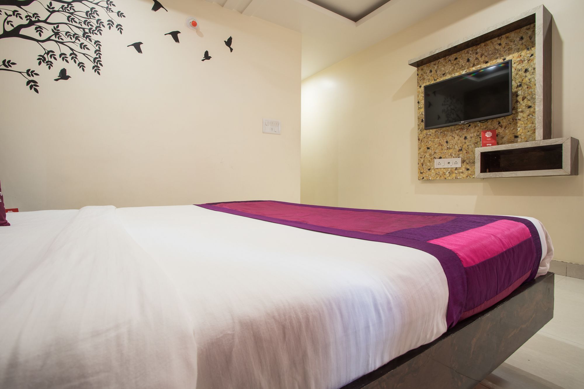 אויאיין Fabhotel Shivam Palace- Near Mahakal Mandir מראה חיצוני תמונה